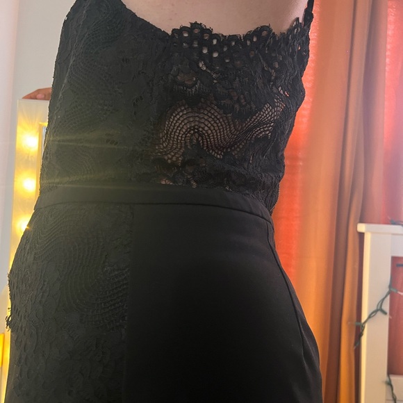 IRIS Black Lace Midi Dress - Picture 5 of 10